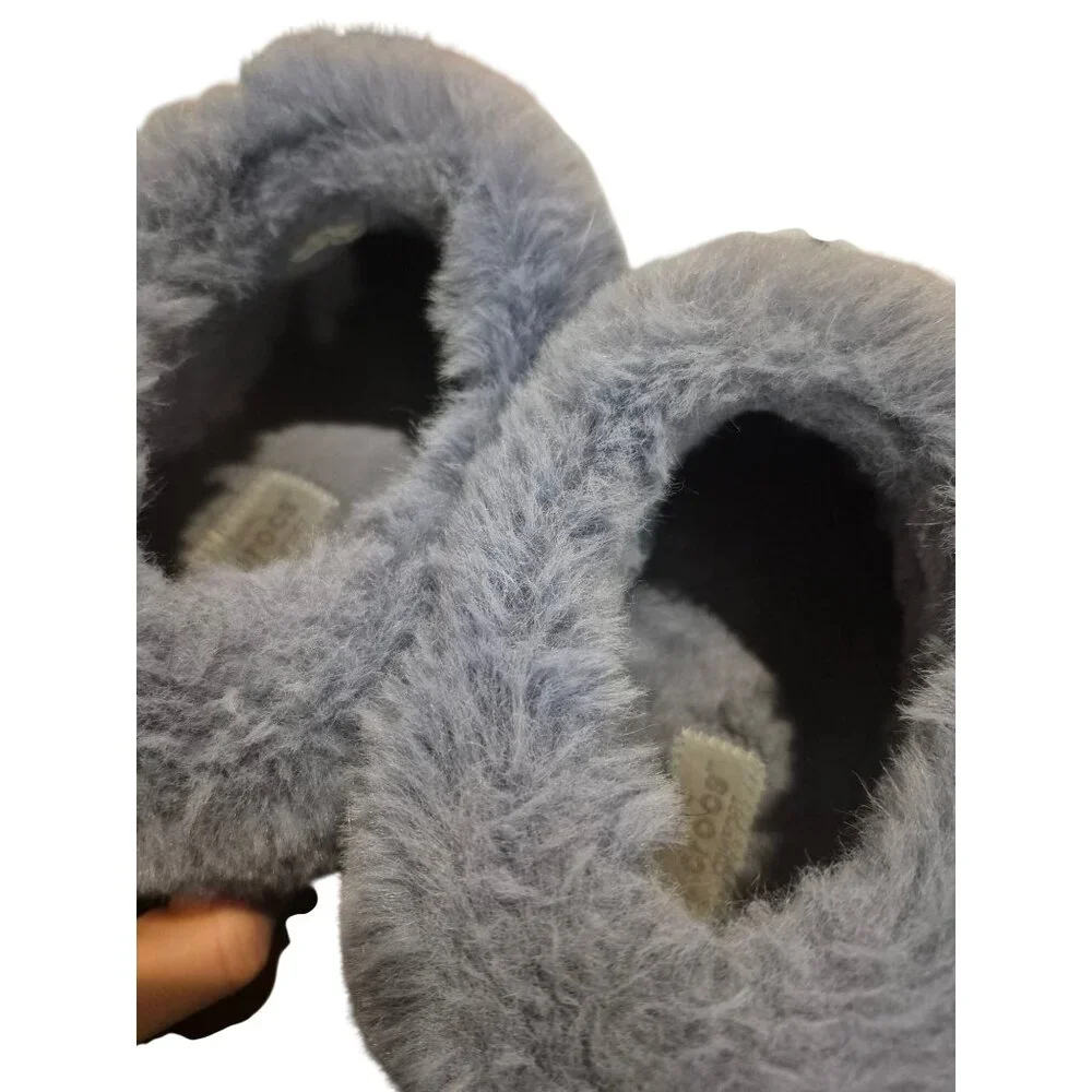 Crocs Fuzzy Lined Clogs Light Gray Size W4 M6 - Picture 4 of 5